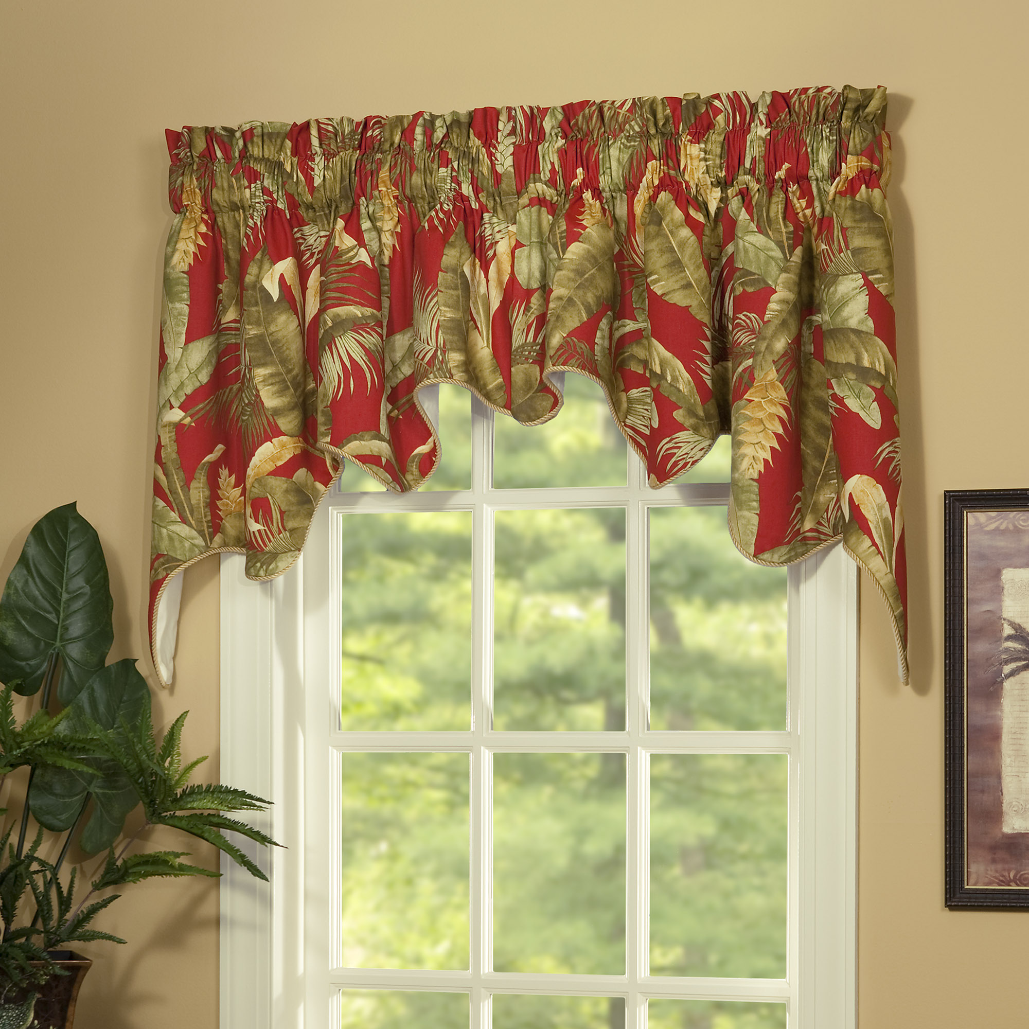 Captiva Empress Swag Valance