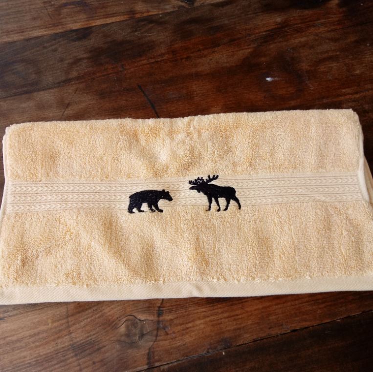 Forest Friends Gold Towel Set - Image 3