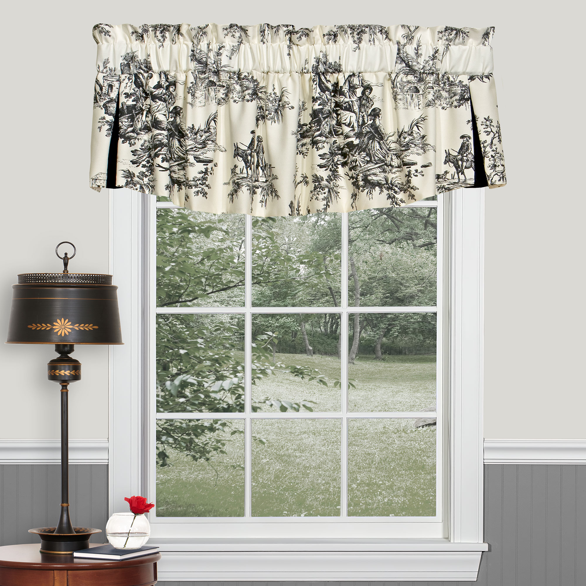 Bouvier Black Valance - Mayfair